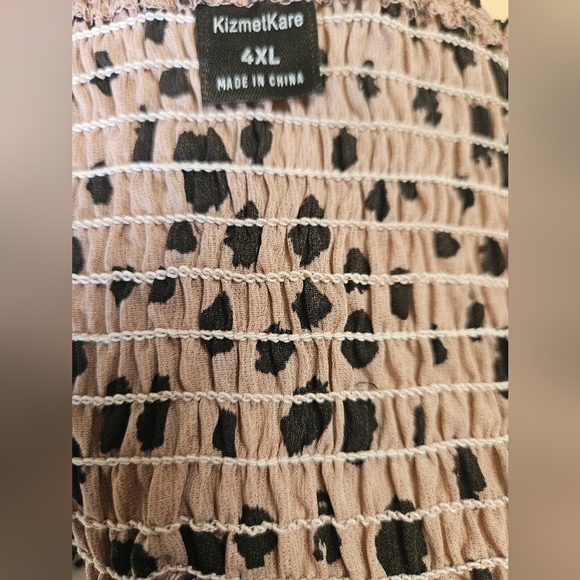 Kizmetkare-Top Women's 4 XL Spotted Sleeveless  Black and Tan - Picture 4 of 7